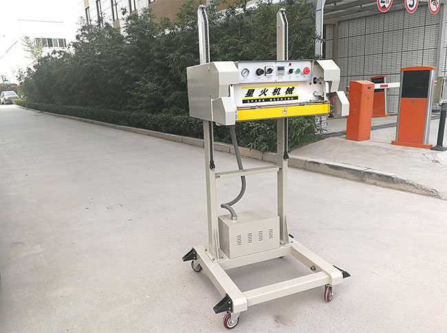 塑料袋封口机设备展示